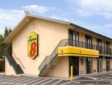 Super 8 Motel - Raritan Eksteriør billede